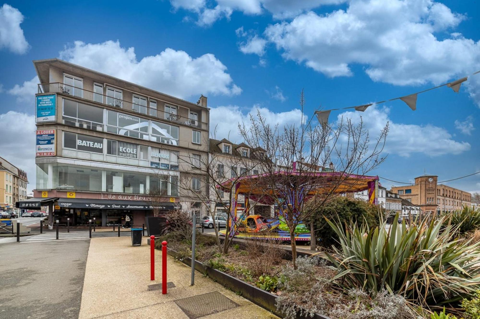 Appartement L'Ilot Bleu Paradis Melun Dış mekan fotoğraf